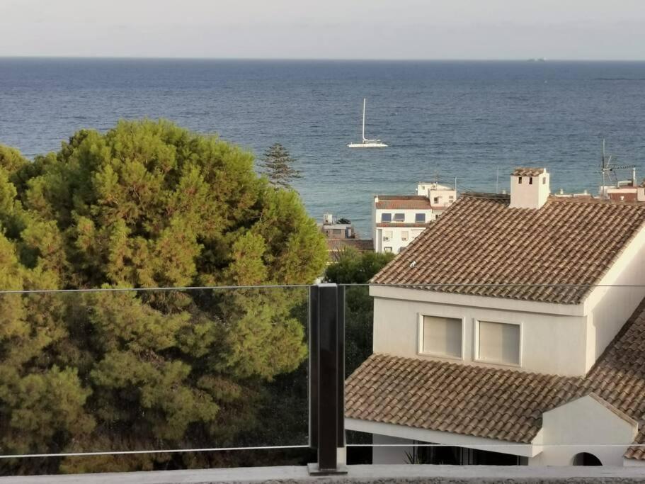 شقة Atico-Duplex Con Vistas Al Mar Y Casco Antiguo En ألتيا المظهر الخارجي الصورة